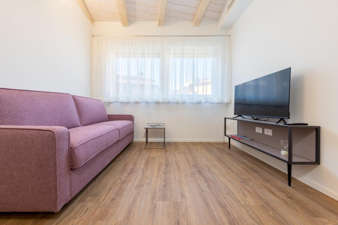 Minerva Guesthouse Тренто Экстерьер фото