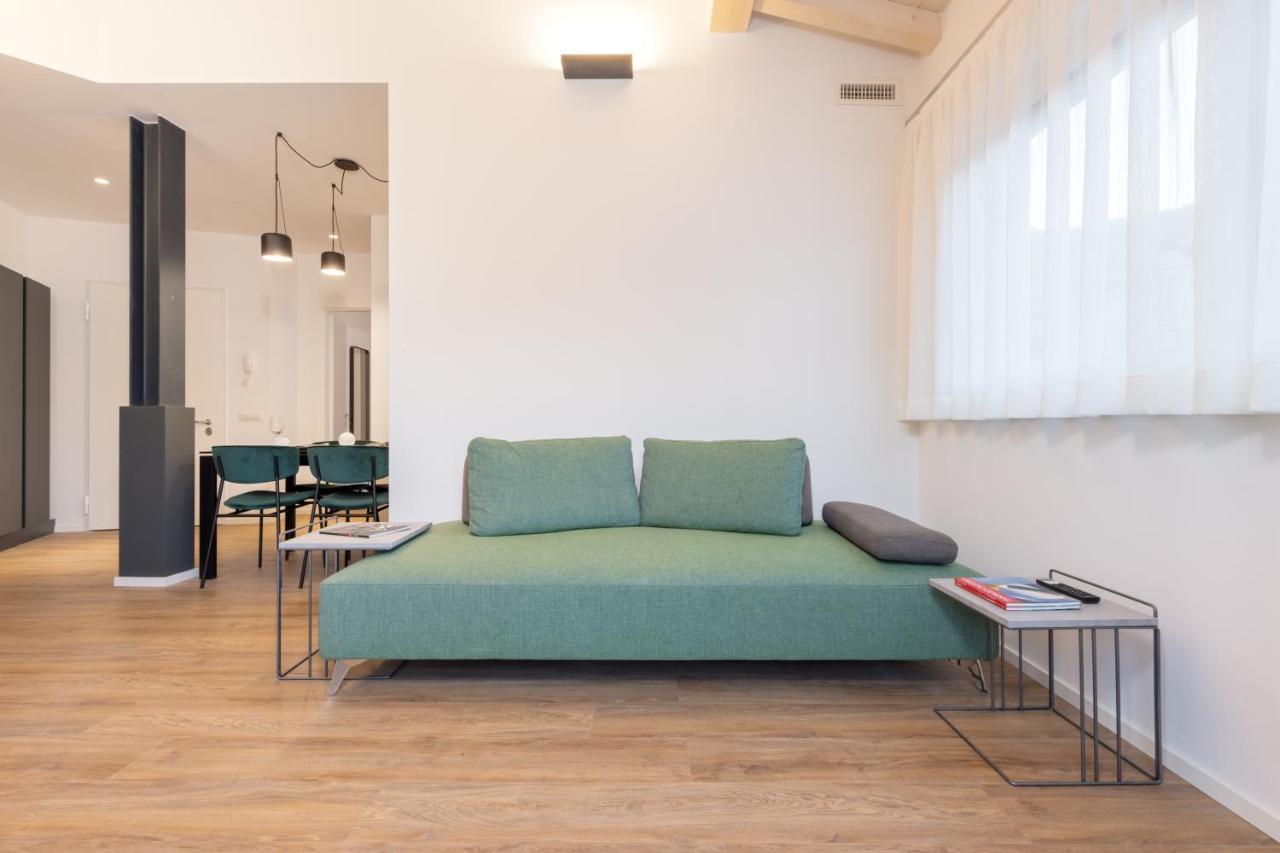 Minerva Guesthouse Тренто Экстерьер фото