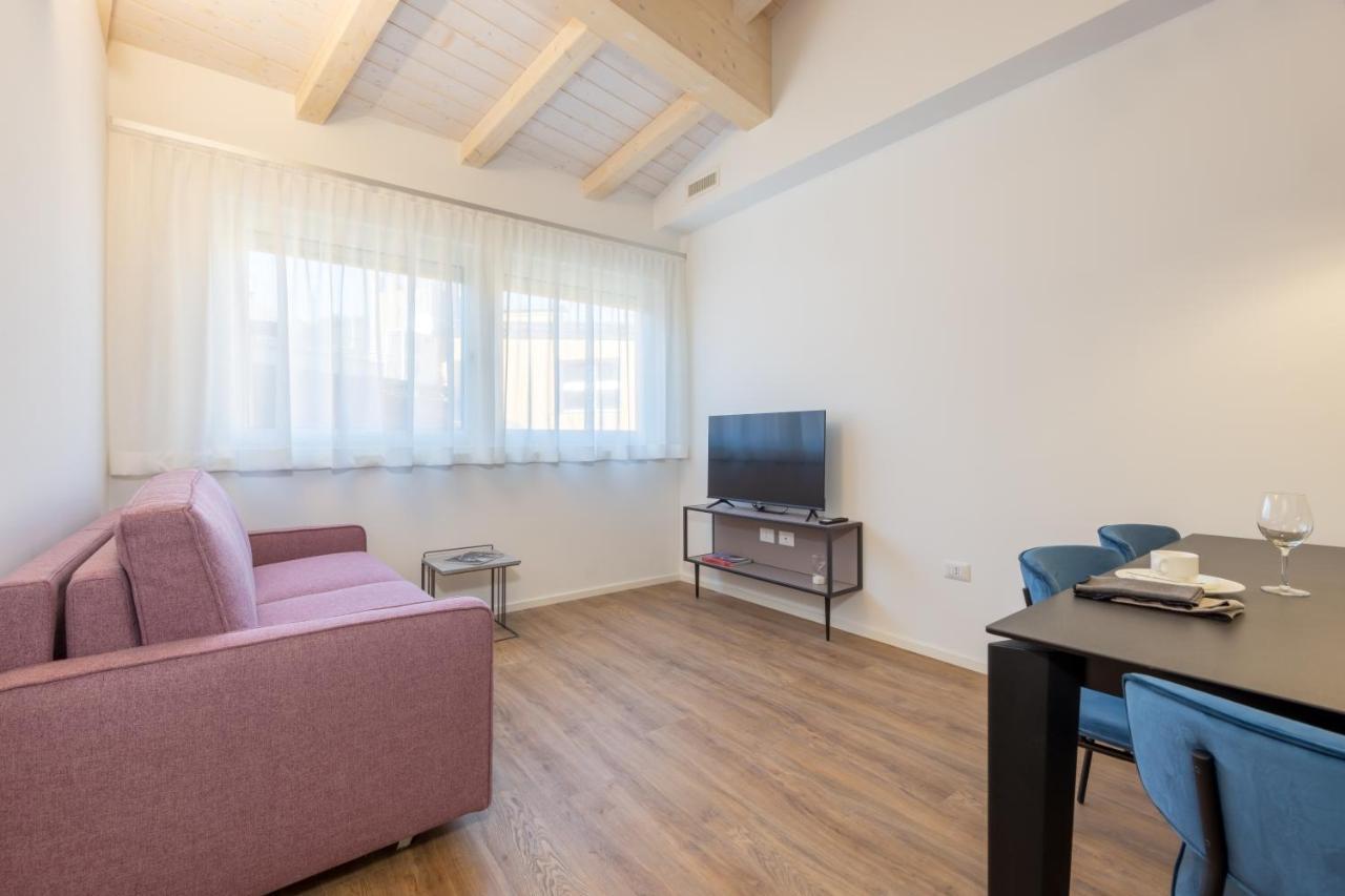 Minerva Guesthouse Тренто Экстерьер фото